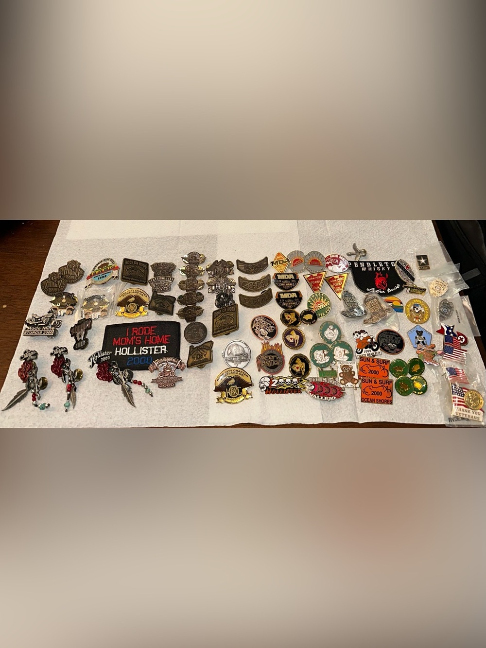 Harley-Davidson Assorted Enamel Pins and Patches - Black, Gold, Red, Green